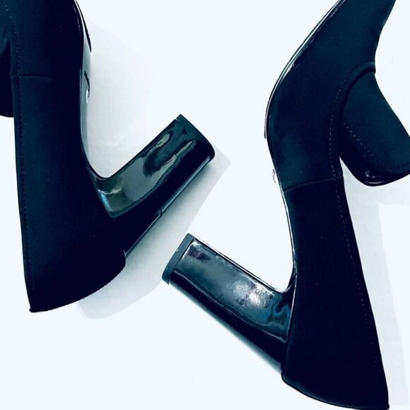 Donald Pliner Heyde Black Heels size 9.5 - Picture 5 of 8